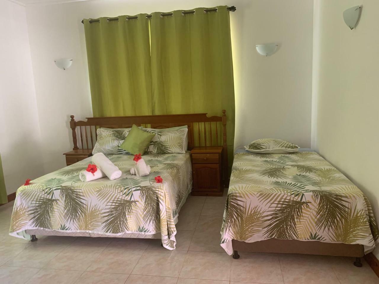 Le Chevalier Bay Guesthouse Anse Lazio Exterior foto